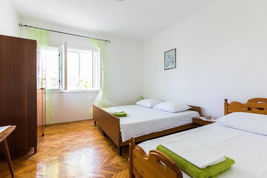 Apartments A & G Petrovic Pirovac Esterno foto